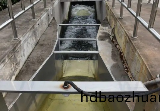 巴(ba)士計量槽(cao)